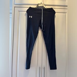 Under Armour Black Leggings Size L.